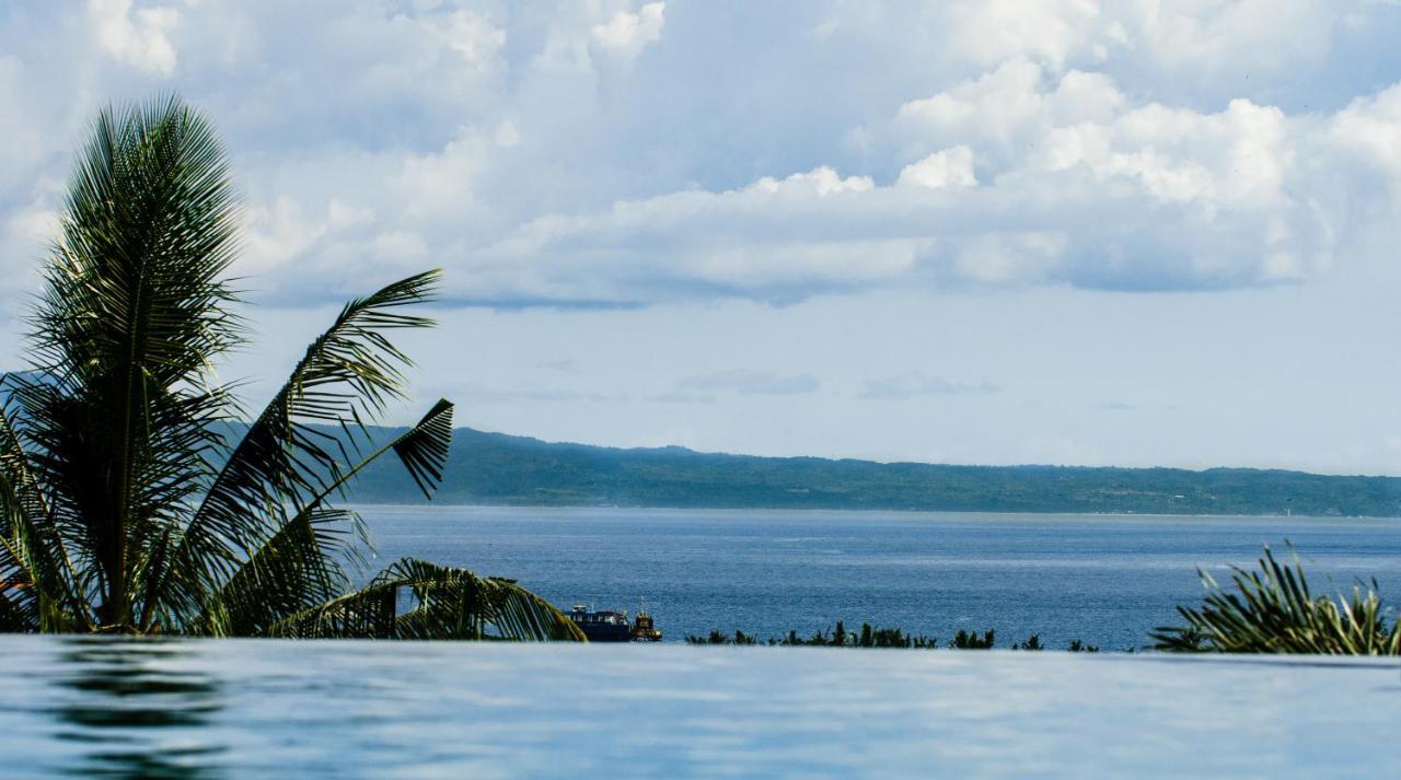 Neano Escape Hotell Manggis Eksteriør bilde View of the Gulf of Davao
